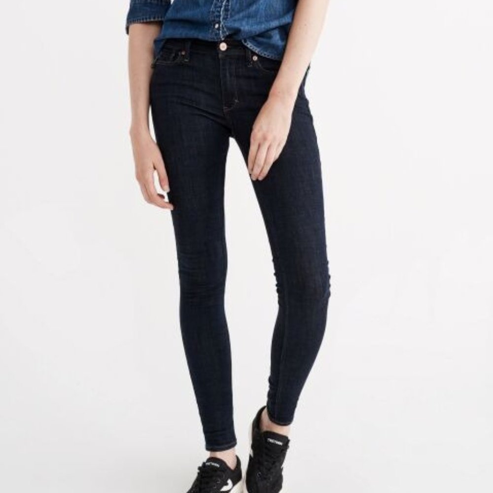 Abercrombie & Fitch Super Skinny Jeans